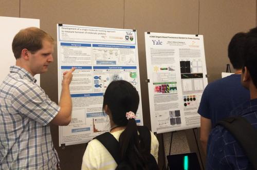 2015 meeting: Molecular Biophysics and Biochemistry graduate student in the Berro lab presenting his research.
